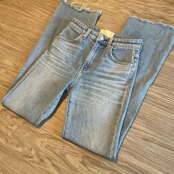 CQY Luxury Denim Flared Jeans - Picture 2 of 7